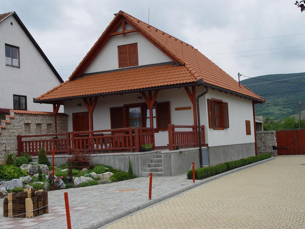Magita Hotel Basko Exteriér fotografie